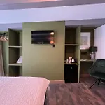 Central Guest
